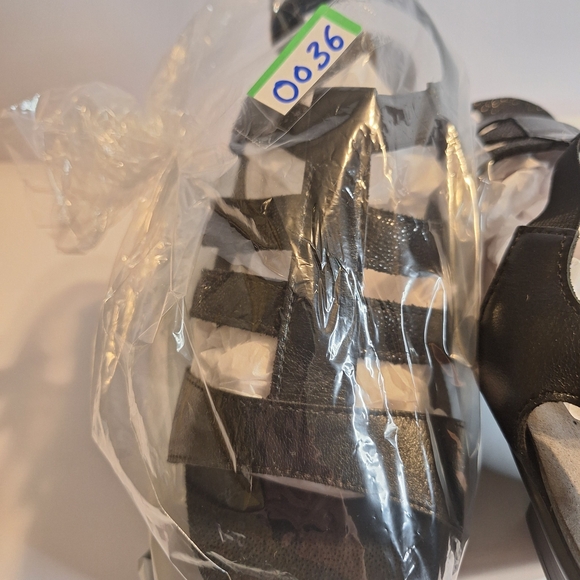 SAS Tripad Slingback Black Leather Women's Sandals with Heart Detail. Size 7 M - Picture 11 of 12